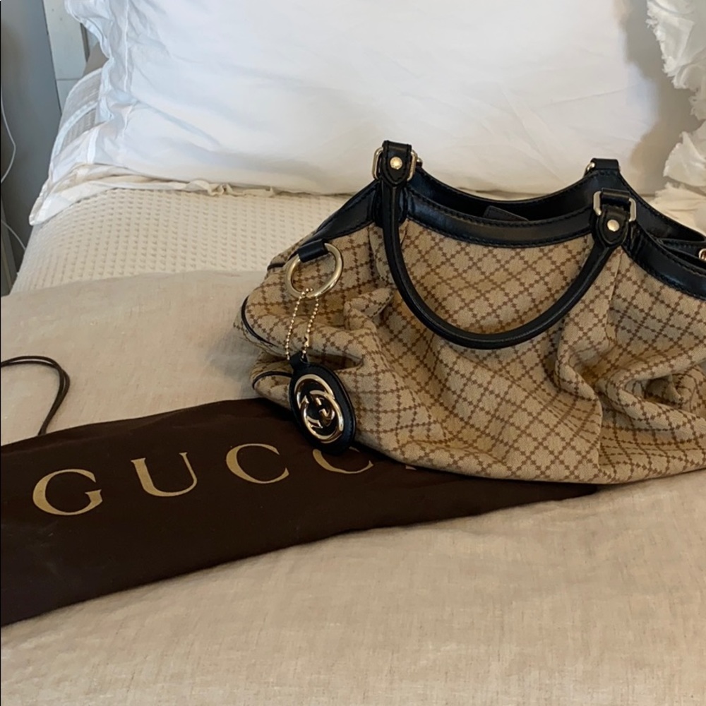 Gucci purse